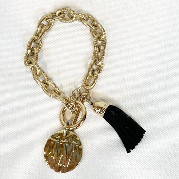 Gold Tone Chain W Initial Bracelet - Picture 1 of 6